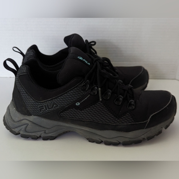 Fila Switchback 2 sneakers black waterproof women's size 7.5 - Picture 5 of 9